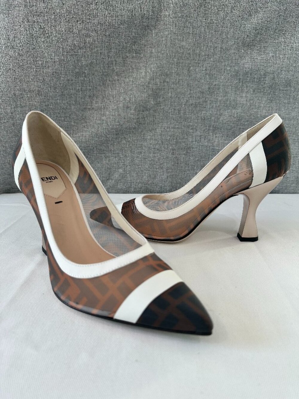 NEW FENDI Colibri FF Zucca | Logo Mesh Pointed Toe Pump Brown White EU 39 US 8.5